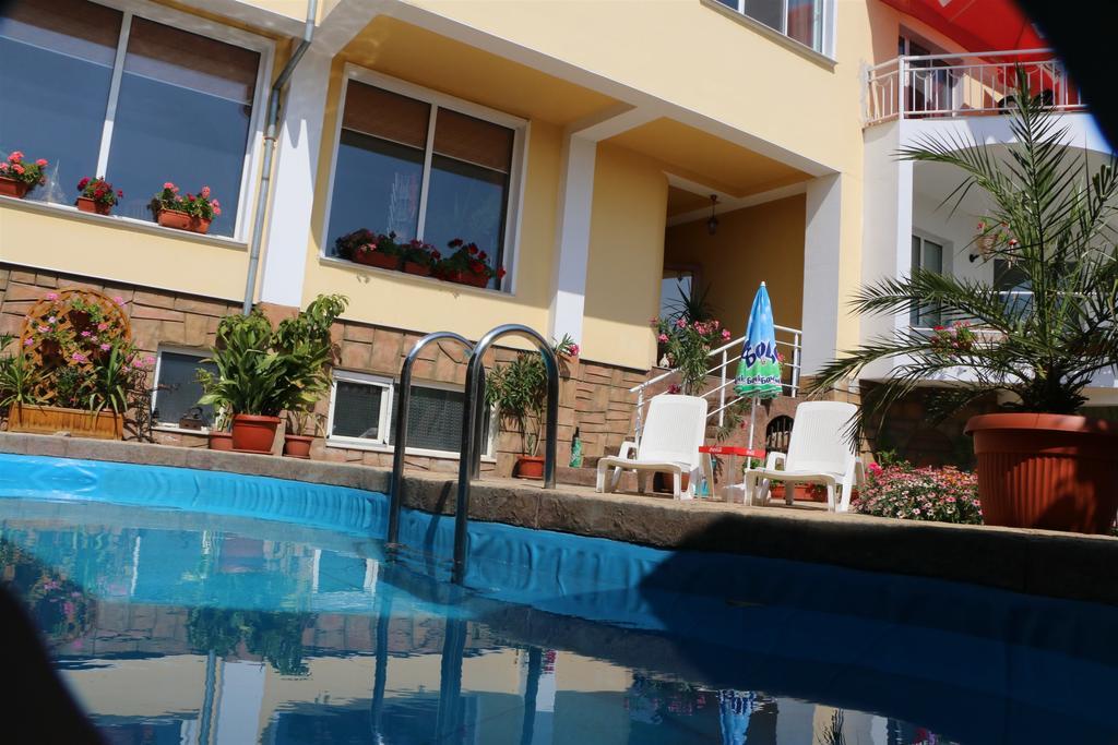 Shipka It Hotel Exterior photo